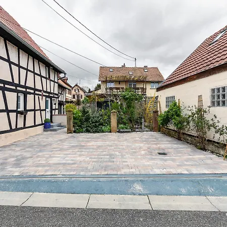 De L'etoile 3 - Jacuzzi * Achenheim