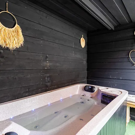 Apartment L'etoile - 3 De Charme & Jacuzzi *